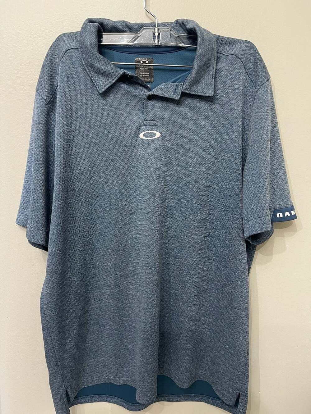 Oakley Ellipse Golf Polo Shirt Men’s Large Blue Performance Stretch Hybrid